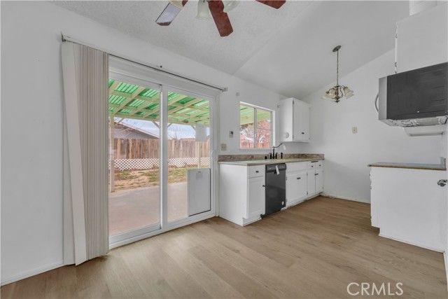 21010 Lodi Pl, California City, CA 93505