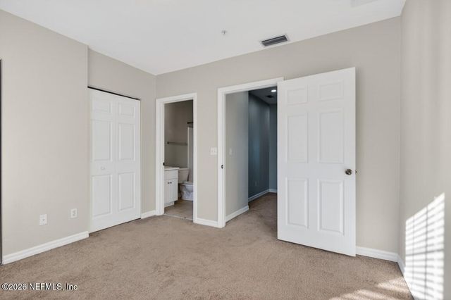 340 E ASHLEY Street, Jacksonville, FL 32202