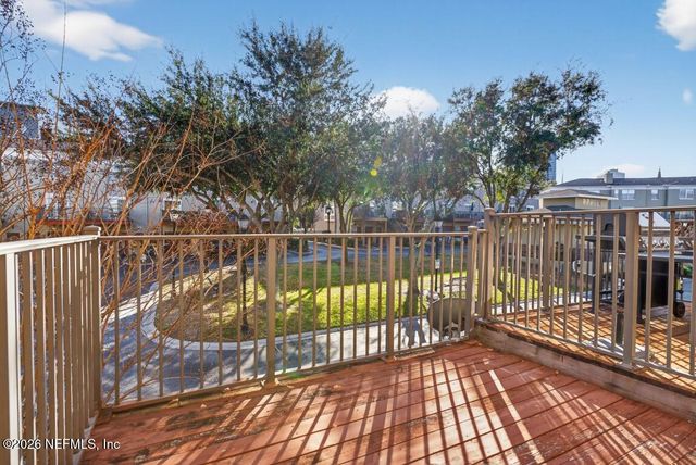 340 E ASHLEY Street, Jacksonville, FL 32202