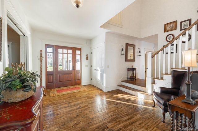 19495 Lighthouse Point, Grosse Ile Township, MI 48138