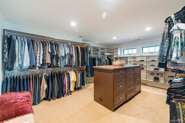 19495 Lighthouse Point, Grosse Ile Township, MI 48138