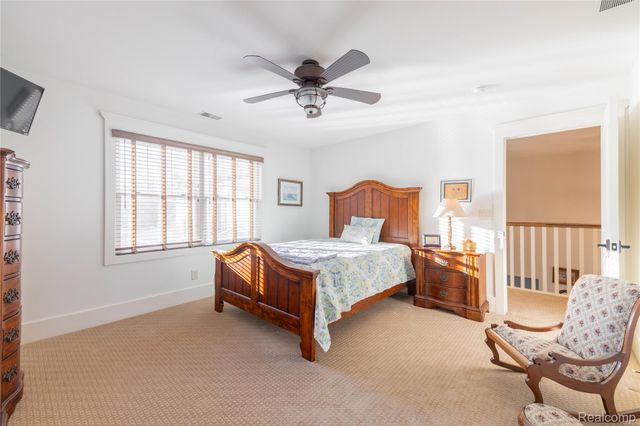 19495 Lighthouse Point, Grosse Ile Township, MI 48138