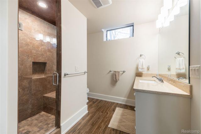 19495 Lighthouse Point, Grosse Ile Township, MI 48138