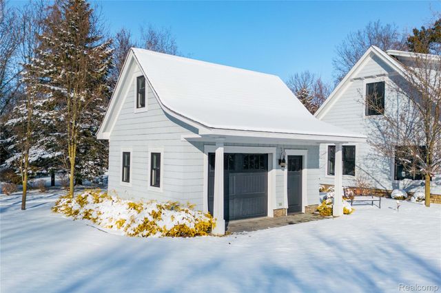 19495 Lighthouse Point, Grosse Ile Township, MI 48138