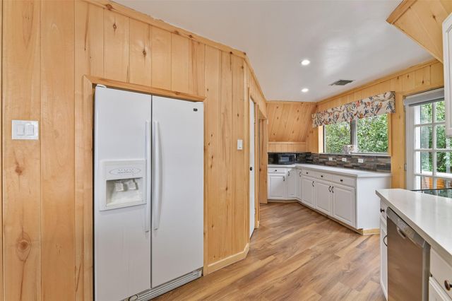 12901 E Barcelona, Galveston, TX 77554