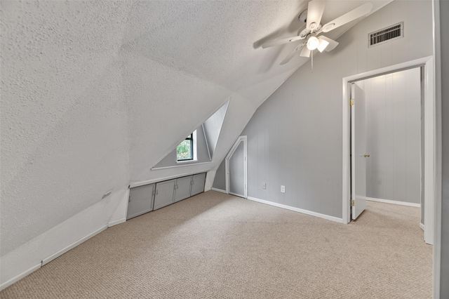 12901 E Barcelona, Galveston, TX 77554