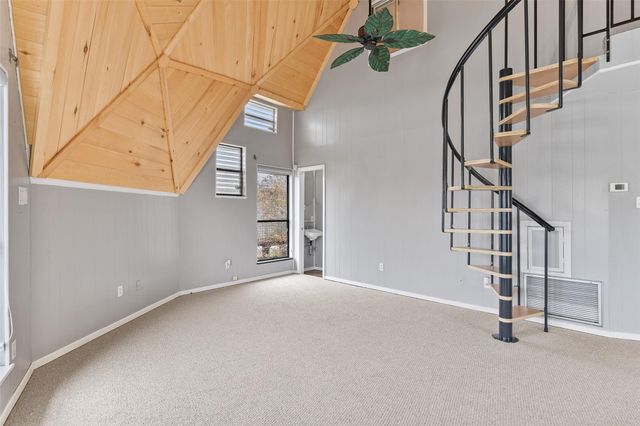 12901 E Barcelona, Galveston, TX 77554