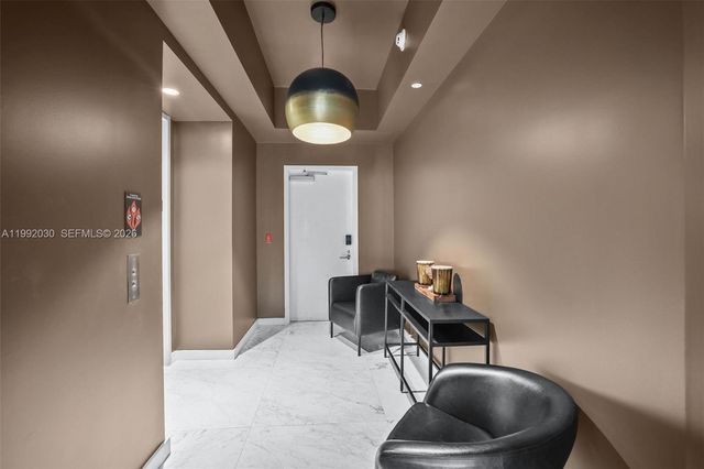 851 NE 1st Ave 3211, Miami, FL 33132