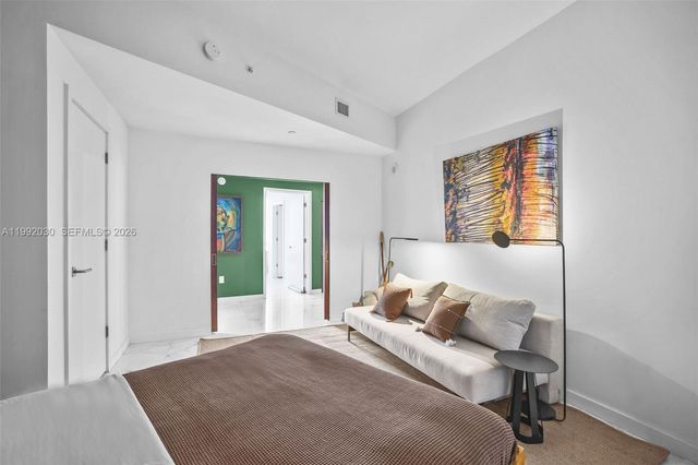 851 NE 1st Ave 3211, Miami, FL 33132