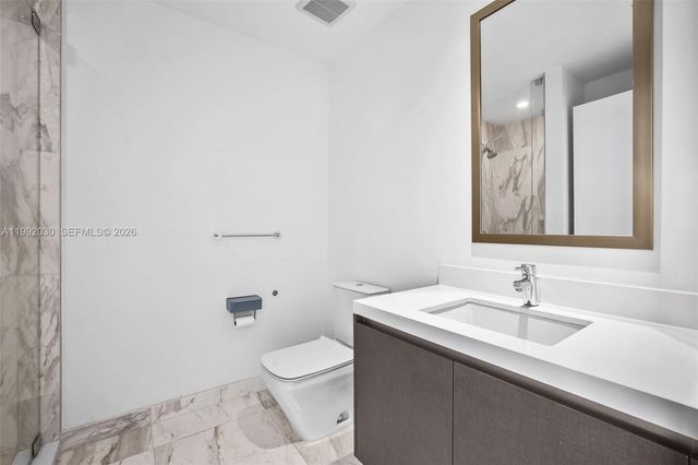 851 NE 1st Ave 3211, Miami, FL 33132