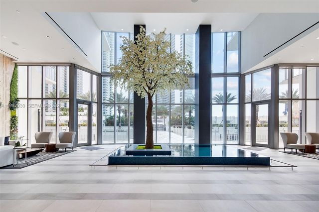 851 NE 1st Ave 3211, Miami, FL 33132