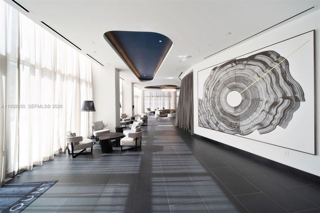 851 NE 1st Ave 3211, Miami, FL 33132