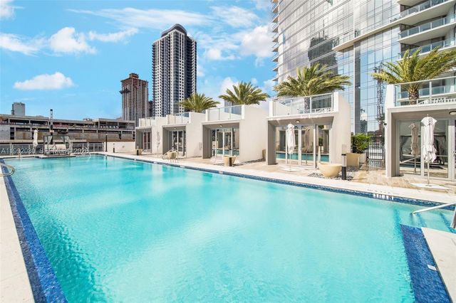 851 NE 1st Ave 3211, Miami, FL 33132