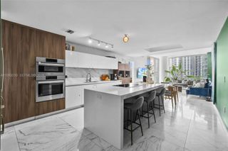 851 NE 1st Ave 3211, Miami, FL 33132