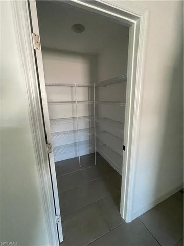 3838 Kelly ST, Fort Myers, FL 33901