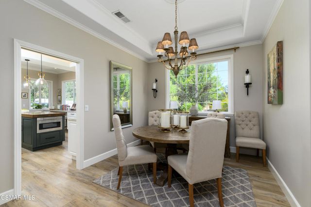936 Vivian Circle, Newbury Park, CA 91320