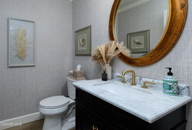 936 Vivian Circle, Newbury Park, CA 91320