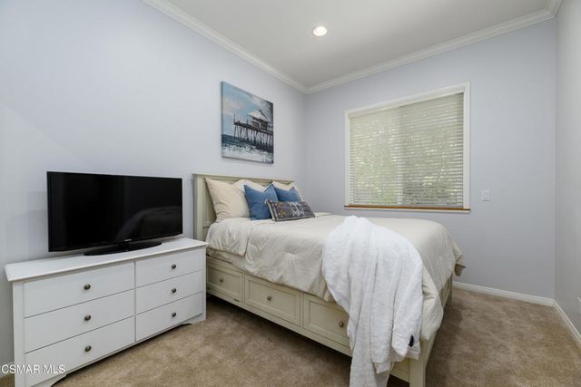 936 Vivian Circle, Newbury Park, CA 91320