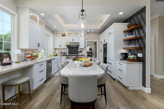 936 Vivian Circle, Newbury Park, CA 91320
