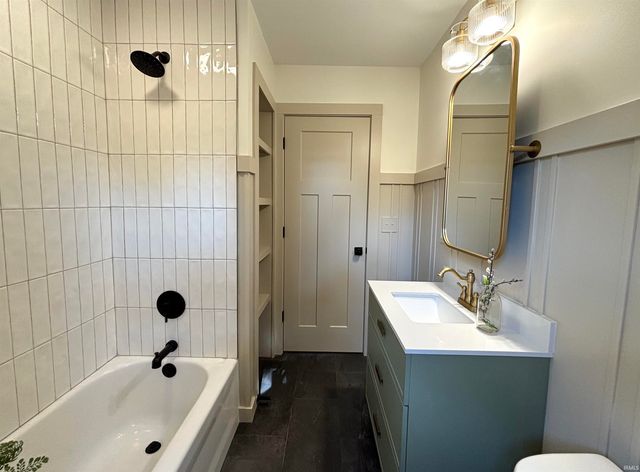 1325 Hedgewood Drive, Lafayette, IN 47905