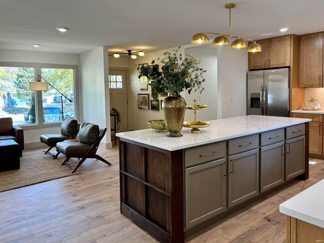 1325 Hedgewood Drive, Lafayette, IN 47905