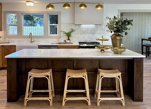 1325 Hedgewood Drive, Lafayette, IN 47905