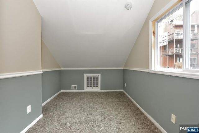 3 Davos Drive 6, Vernon, NJ 07462