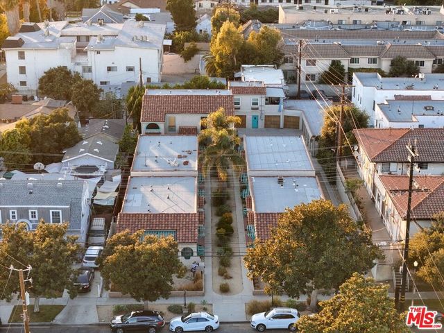 615 S Columbus Avenue, Glendale, CA 91204