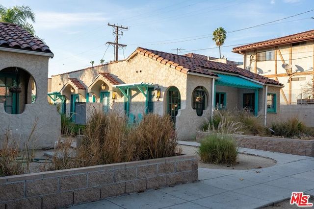 615 S Columbus Avenue, Glendale, CA 91204