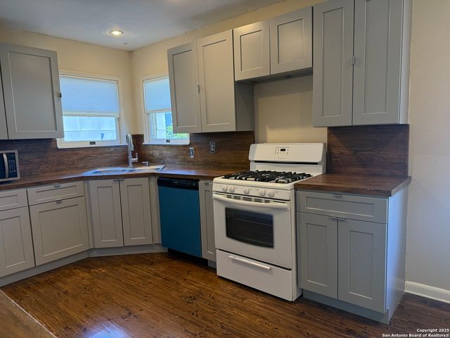 123 Marcia Pl Apt 3, San Antonio, TX 78209