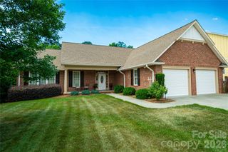 117 Beechmont Drive, Morganton, NC 28655