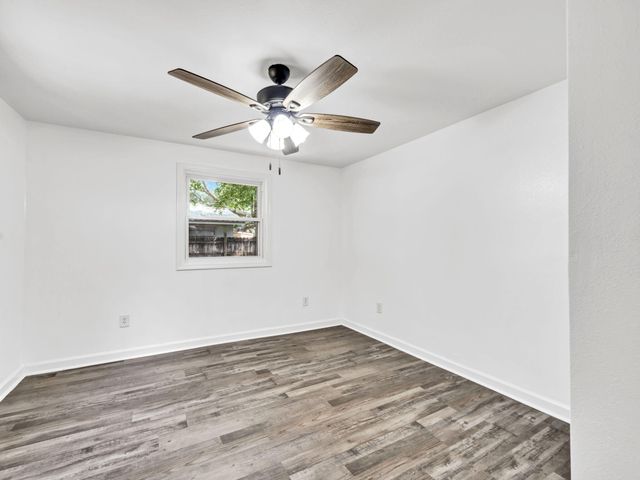 1200 S Cedar Avenue, Niceville, FL 32578