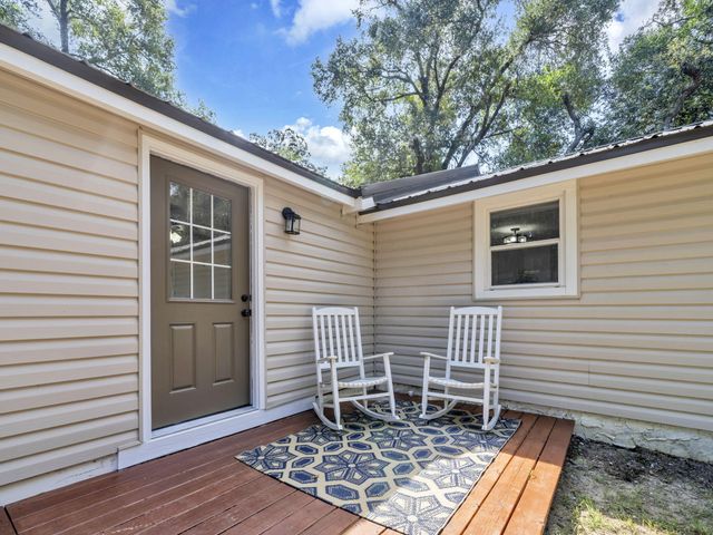 1200 S Cedar Avenue, Niceville, FL 32578