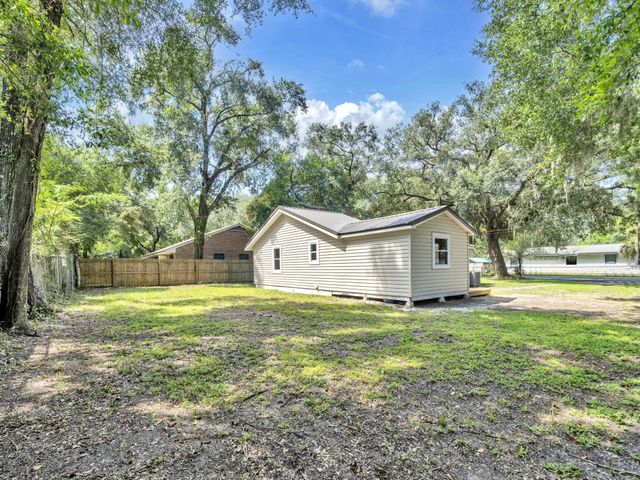 1200 S Cedar Avenue, Niceville, FL 32578