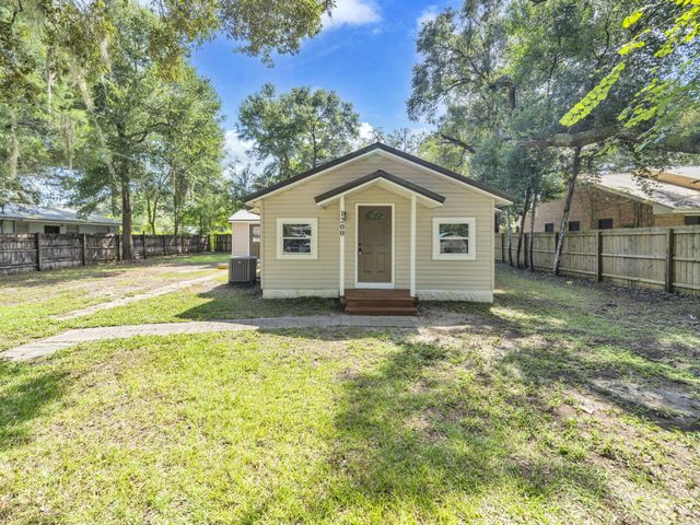 1200 S Cedar Avenue, Niceville, FL 32578