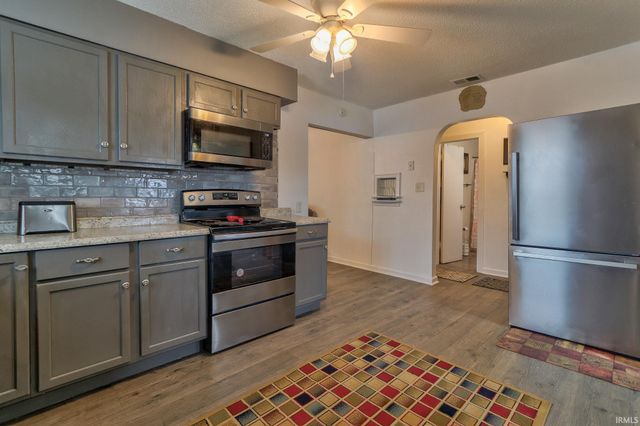 1699 Harding Avenue, Evansville, IN 47711