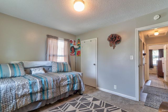 1699 Harding Avenue, Evansville, IN 47711