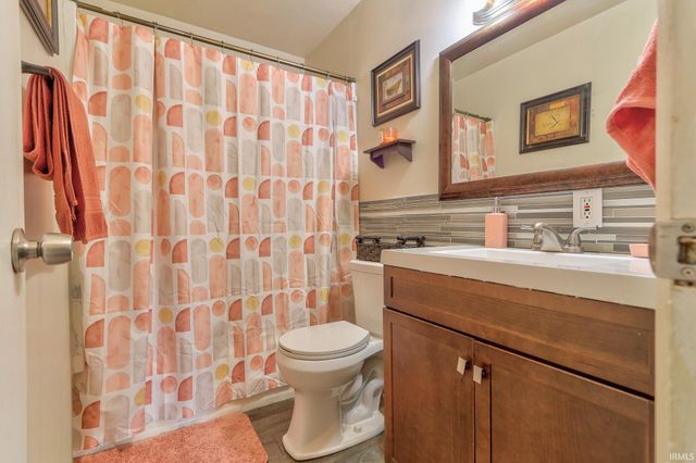 1699 Harding Avenue, Evansville, IN 47711