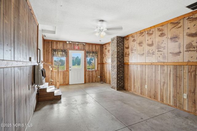 15803 County Road 216, Arcadia, OH 44804