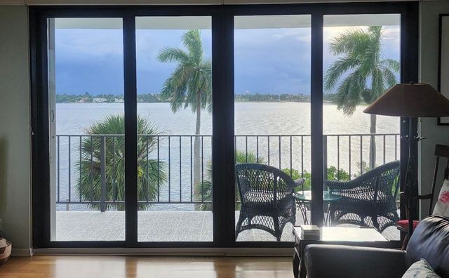 3800 WASHINGTON Road 407, West Palm Beach, FL 33405