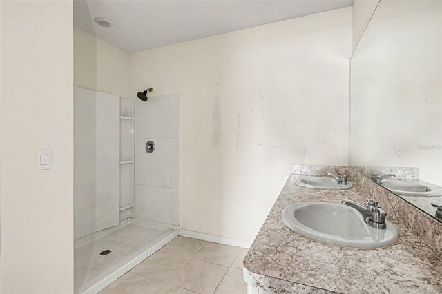 693 SQUIRES GROVE DRIVE, Winter Haven, FL 33880