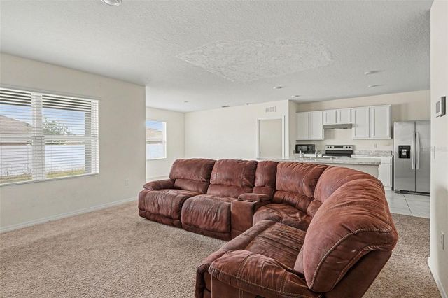 693 SQUIRES GROVE DRIVE, Winter Haven, FL 33880