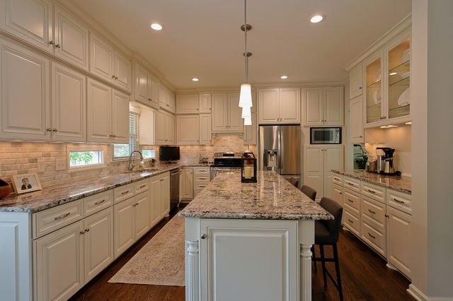 433 Ridgestone Dr, Franklin, TN 37064