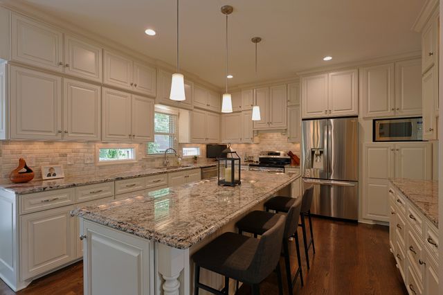 433 Ridgestone Dr, Franklin, TN 37064