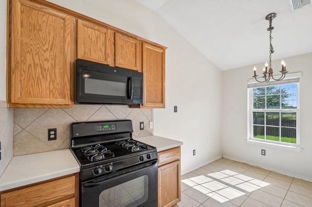 1377 Beechwood DR, Kyle, TX 78640