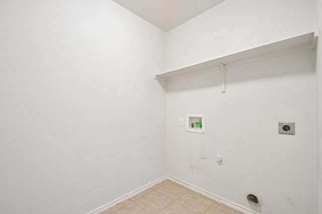 1377 Beechwood DR, Kyle, TX 78640