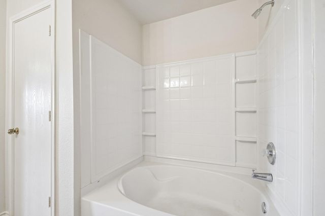 1377 Beechwood DR, Kyle, TX 78640