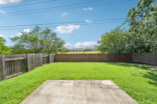 1377 Beechwood DR, Kyle, TX 78640