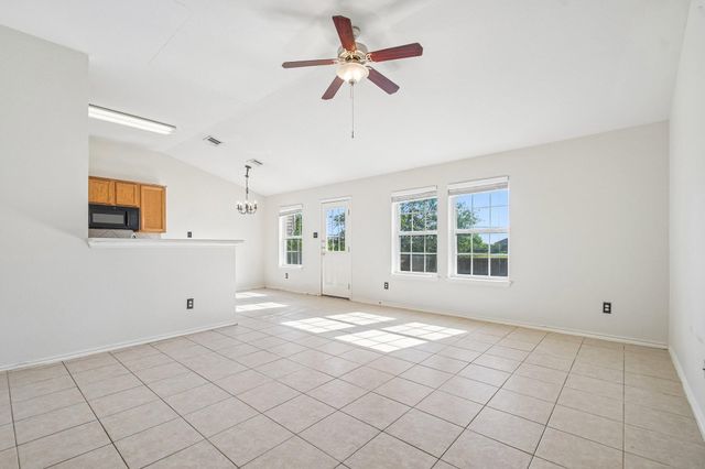 1377 Beechwood DR, Kyle, TX 78640