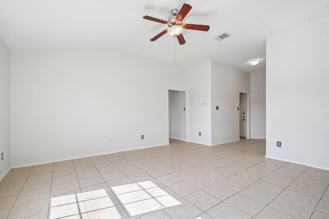 1377 Beechwood DR, Kyle, TX 78640